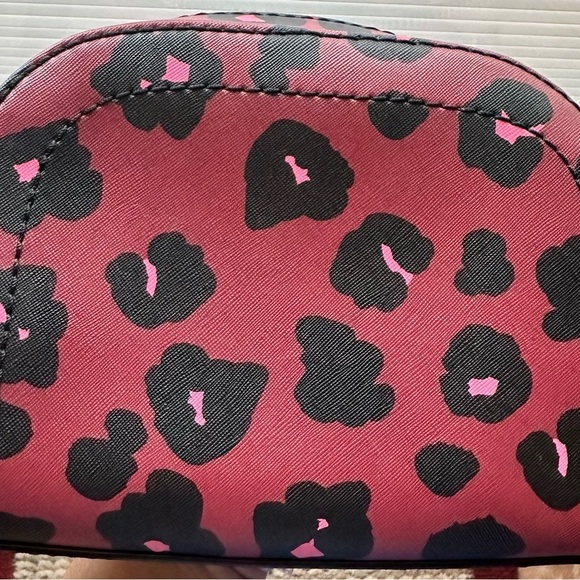 Marc Jacobs Pink and Black Leopard Crossbody Bag - Picture 3 of 8